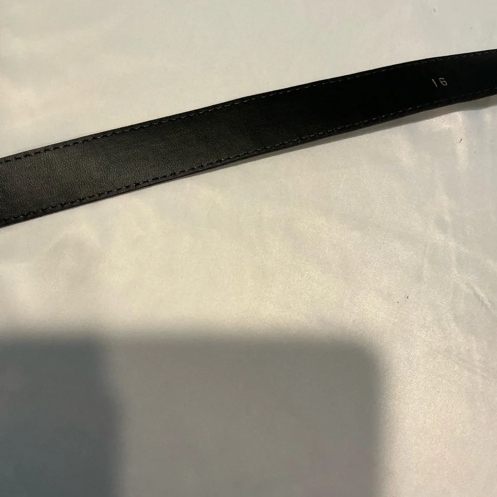 🐸 Black Faux Leather Belt